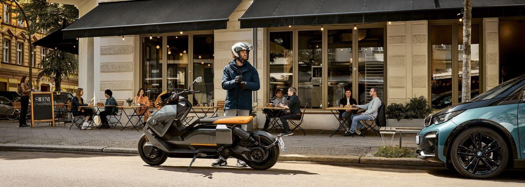 BMW CE 04, le scooter 100% électrique