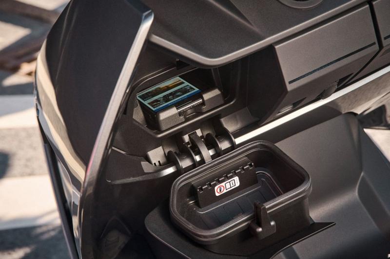 BMW CE 04, le scooter 100% électrique'