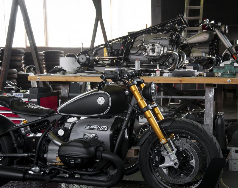 BMW R 18 x Tank Machine'