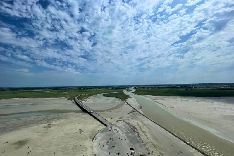 Direction le Mont-Saint-Michel pour la deuxième sortie Riding Days de l’année'