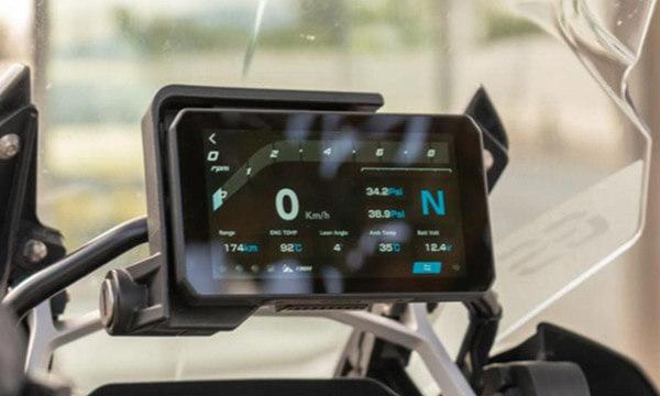 Le Carplay AIO-5, désormais disponible