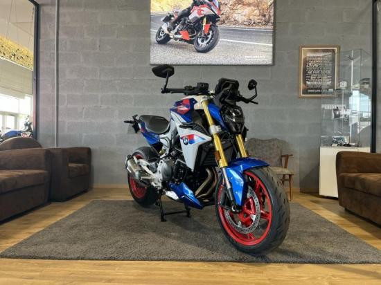 BMW ROADSTER F 900 R
