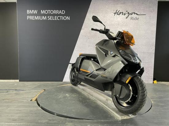 BMW URBAN MOBILITY CE 04