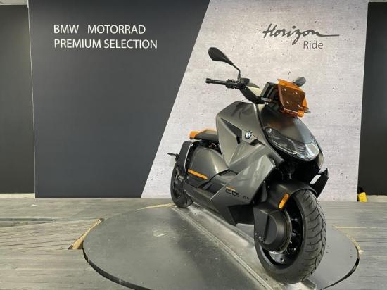 BMW URBAN MOBILITY CE 04