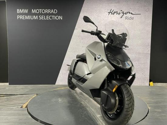 BMW URBAN MOBILITY CE 04