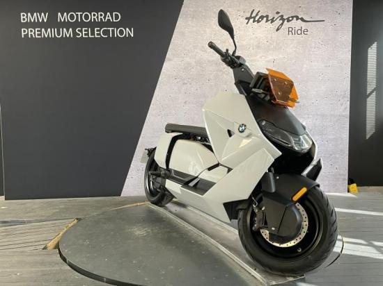 BMW URBAN MOBILITY CE 04