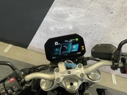 BMW ROADSTER F 900 R