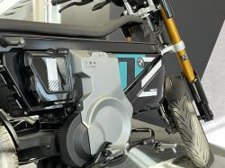 BMW URBAN MOBILITY CE 02