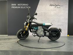 BMW URBAN MOBILITY CE 02