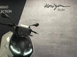 BMW URBAN MOBILITY CE 04