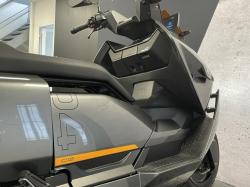 BMW URBAN MOBILITY CE 04