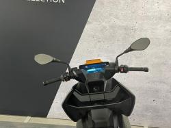 BMW URBAN MOBILITY CE 04