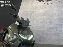 BMW URBAN MOBILITY CE 04
