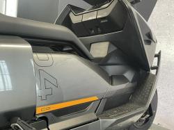 BMW URBAN MOBILITY CE 04