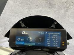 BMW URBAN MOBILITY CE 04