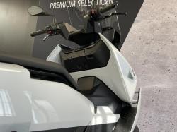 BMW URBAN MOBILITY CE 04