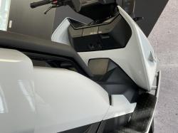 BMW URBAN MOBILITY CE 04