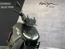 BMW URBAN MOBILITY CE 04