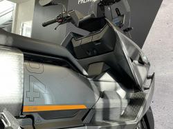 BMW URBAN MOBILITY CE 04