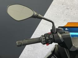 BMW URBAN MOBILITY CE 04