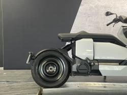 BMW URBAN MOBILITY CE 04