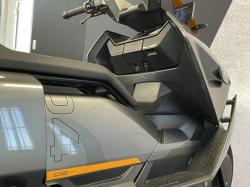 BMW URBAN MOBILITY CE 04