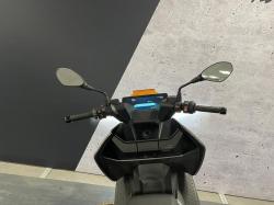 BMW URBAN MOBILITY CE 04