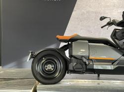 BMW URBAN MOBILITY CE 04
