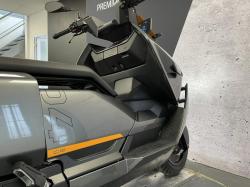 BMW URBAN MOBILITY CE 04