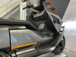 BMW URBAN MOBILITY CE 04