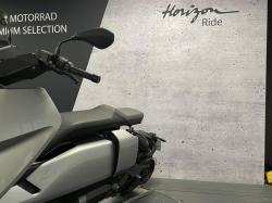 BMW URBAN MOBILITY CE 04