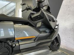 BMW URBAN MOBILITY CE 04