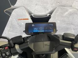BMW URBAN MOBILITY CE 04