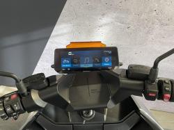 BMW URBAN MOBILITY CE 04