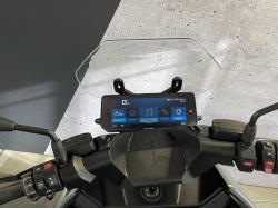 BMW URBAN MOBILITY CE 04