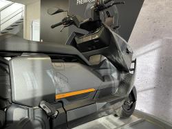 BMW URBAN MOBILITY CE 04
