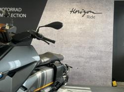 BMW URBAN MOBILITY CE 04