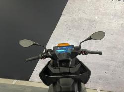 BMW URBAN MOBILITY CE 04