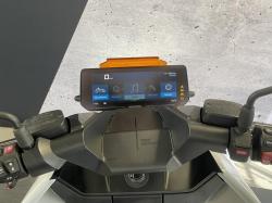 BMW URBAN MOBILITY CE 04