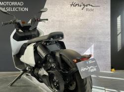 BMW URBAN MOBILITY CE 04