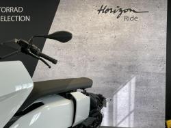 BMW URBAN MOBILITY CE 04