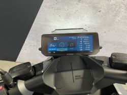 BMW URBAN MOBILITY CE 04