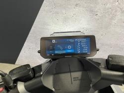 BMW URBAN MOBILITY CE 04