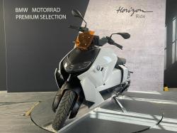 BMW URBAN MOBILITY CE 04