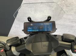 BMW URBAN MOBILITY CE 04