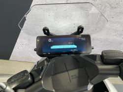 BMW URBAN MOBILITY CE 04