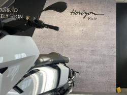 BMW URBAN MOBILITY CE 04