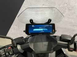 BMW URBAN MOBILITY CE 04