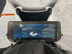 BMW URBAN MOBILITY CE 04