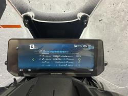 BMW URBAN MOBILITY CE 04